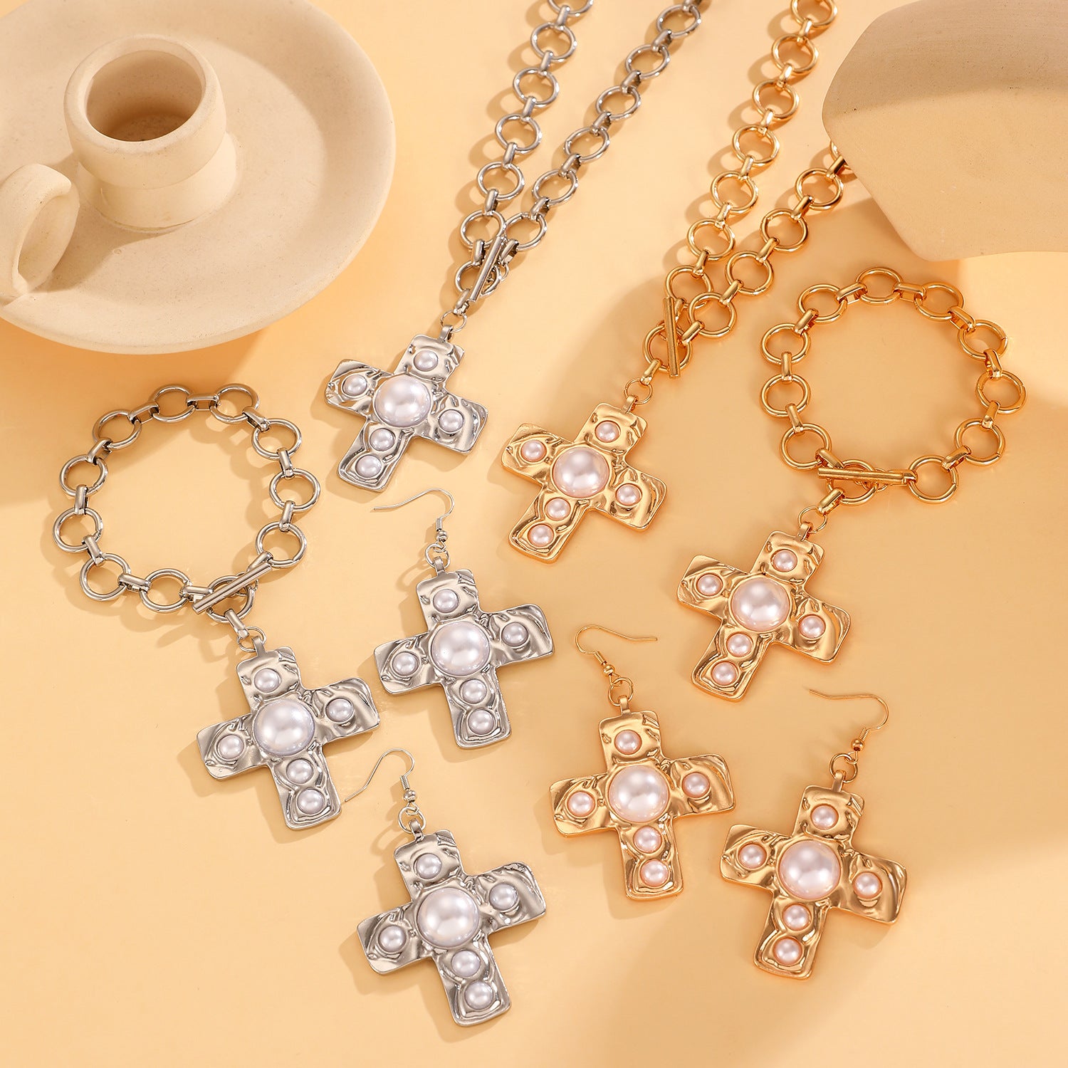 Celebrity Style Decorative Chain Jewelry Personalized Cross Alloy Pendant Necklace  Minimalist Style Clip Simple Internet Celebrity Collarbone Chain for Women