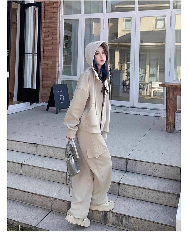 High-End Casual Sports Suit for Women, Autumn and Winter, Petite Workwear Style, Sweatshirt and Sweatpants Two-Piece Set, Early Autumn Complete Set