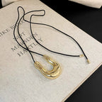 Star Custom New Mysterious Black Long Geometric Pendant Necklace for Women New Chinese Style Niche High-end Versatile Necklace Wholesale