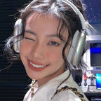 "It Girl" Aesthetic Wireless Headphones - Silver Y2K Tech