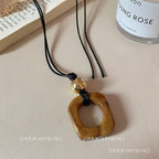 Star Custom New Mysterious Black Long Geometric Pendant Necklace for Women New Chinese Style Niche High-end Versatile Necklace Wholesale