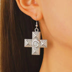 Celebrity Style Decorative Chain Jewelry Personalized Cross Alloy Pendant Necklace  Minimalist Style Clip Simple Internet Celebrity Collarbone Chain for Women