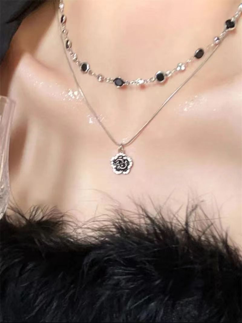 Star Custom 2025New Year's Exaggerated Punk Necklace y2k Irregular Subculture Hip-Hop Trend Unisex Niche Collarbone Chain