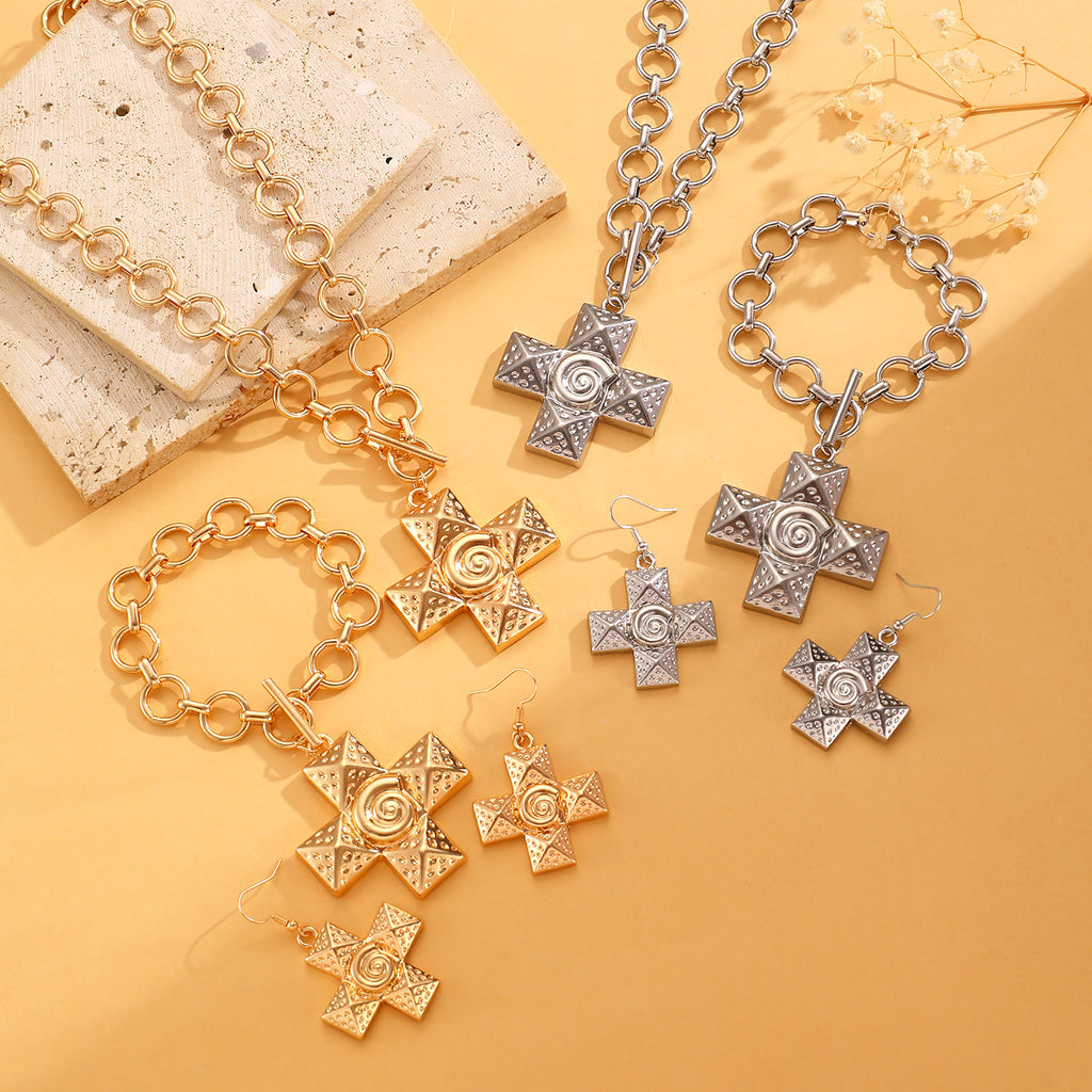 Celebrity Style Decorative Chain Jewelry Personalized Cross Alloy Pendant Necklace  Minimalist Style Clip Simple Internet Celebrity Collarbone Chain for Women