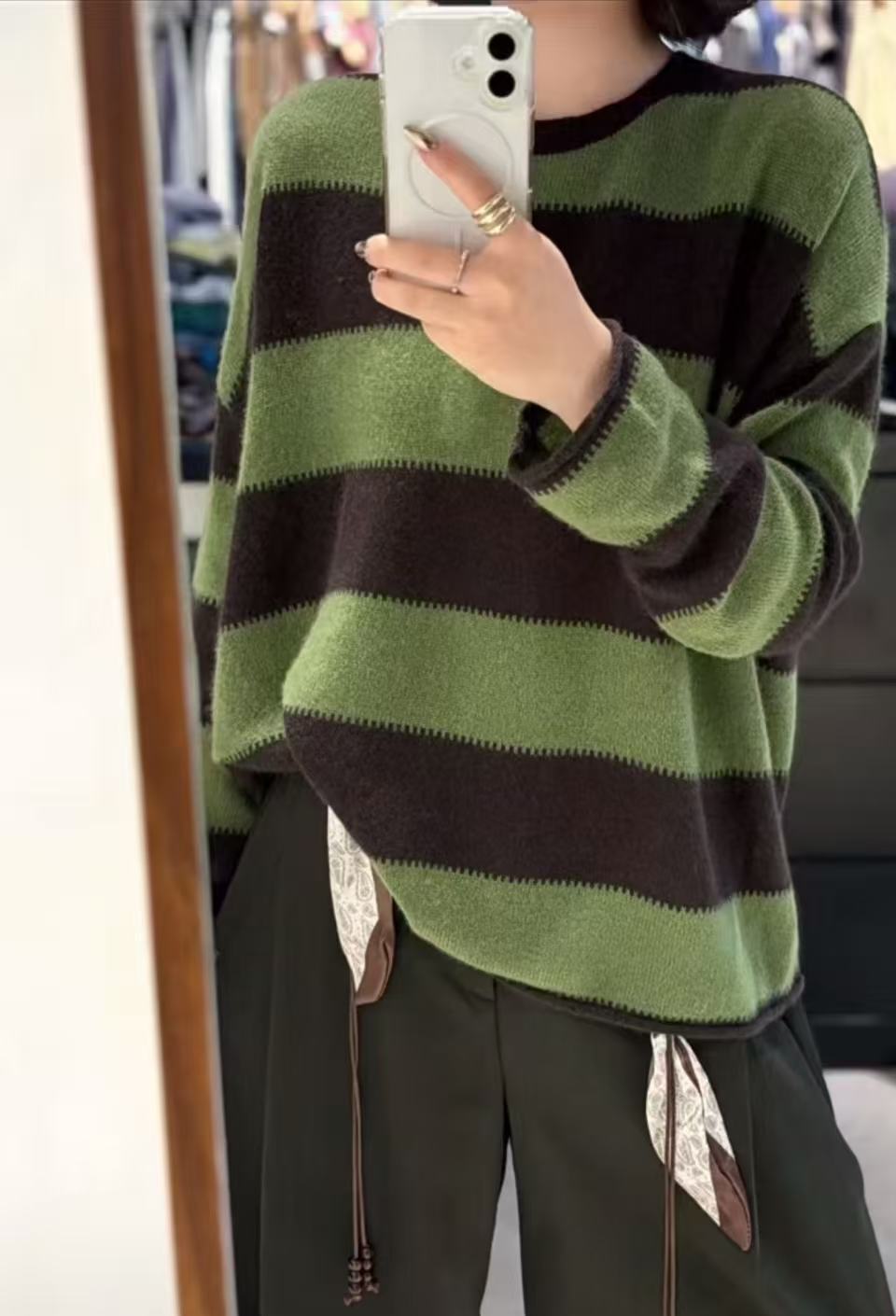High-Quality Wool Fleece Feel Color-Block Crew Neck Sweater Loose Knitwear Wool Sweater for Women Australian Green