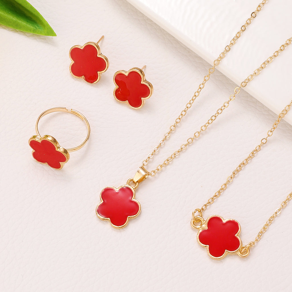 Same Style as Stars2025New Five-leaf Clover Jewelry Set for Women Simple Petal Necklace Five-leaf Flower Bracelet Ring Earrings4Set shipped together for safety