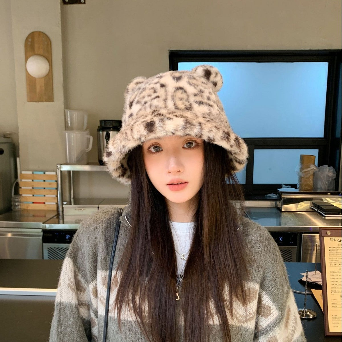 New Korean Style Casual Hat for Women Winter Cute Leopard Print Plush Fisherman Hat Korean Style Warm Versatile Student Bucket Hat