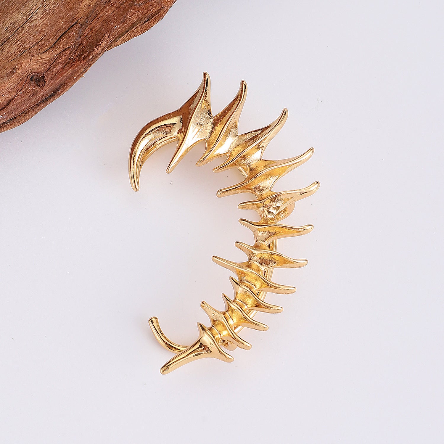 Star Style Thorn Spine Skeleton Mechanical Style Ear Hook Niche Design Irregular Metal Non-Pierced Ear Clip Unisex Earrings Has Been Blessed for Safety