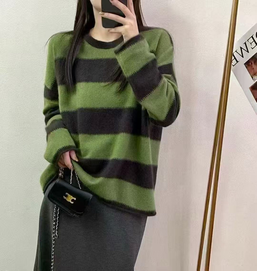 2025Trendy Hot Item100%Australian Pure Wool Sweater Loose Lazy Round Neck Knitted Sweater Autumn Winter Stylish Sweater