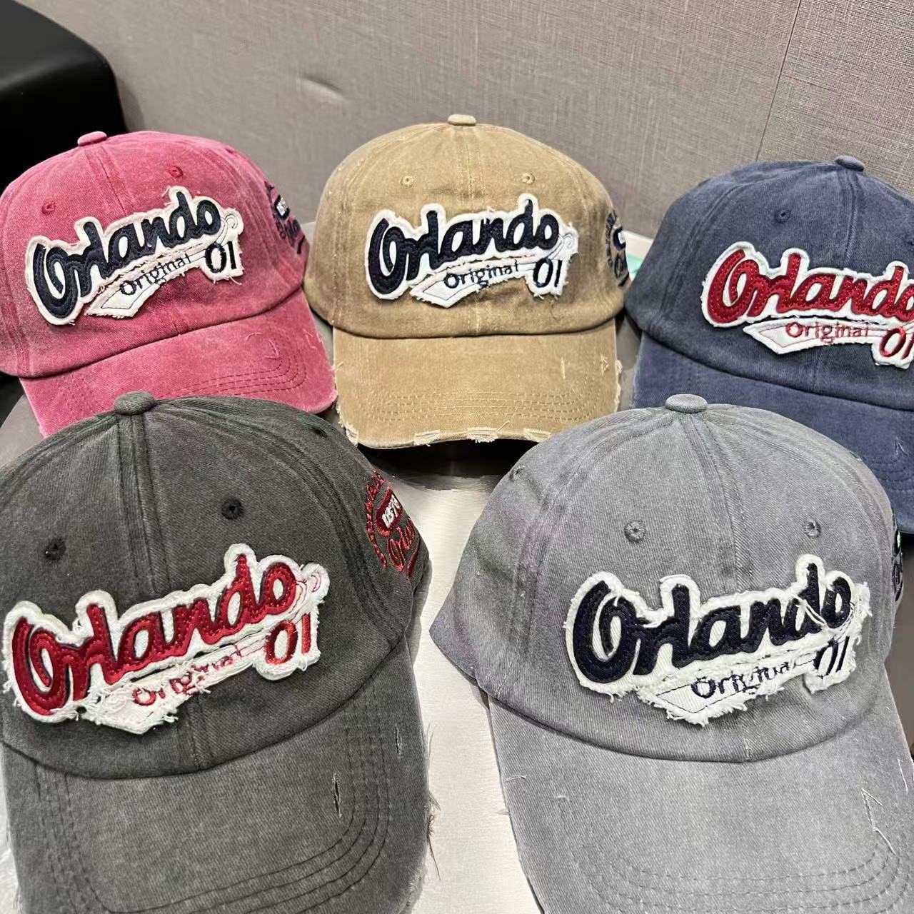 New Vintage Distressed Baseball Cap Fashion Embroidery English Hole Duckbill Cap for Women Face Slimming Couple Hat