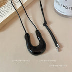 Star Custom New Mysterious Black Long Geometric Pendant Necklace for Women New Chinese Style Niche High-end Versatile Necklace Wholesale