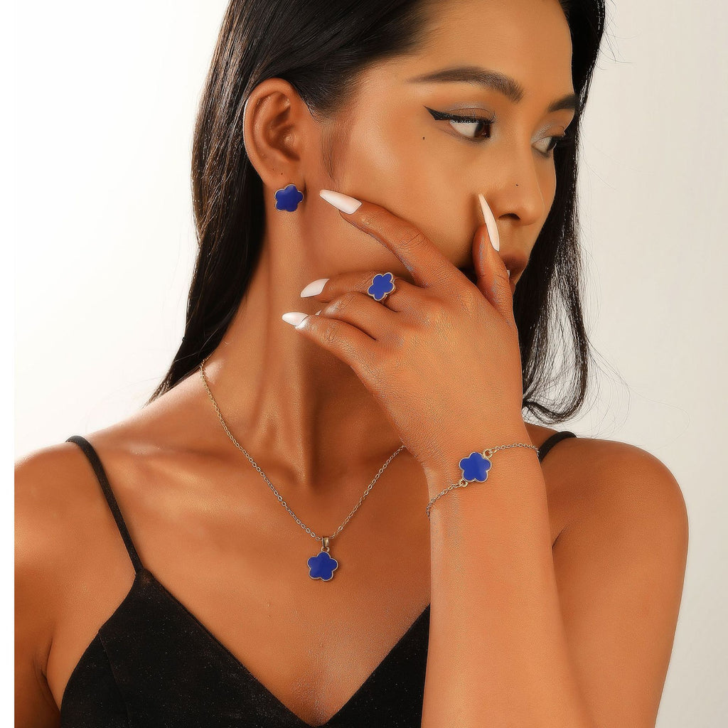 Same Style as Stars2025New Five-leaf Clover Jewelry Set for Women Simple Petal Necklace Five-leaf Flower Bracelet Ring Earrings4Set shipped together for safety