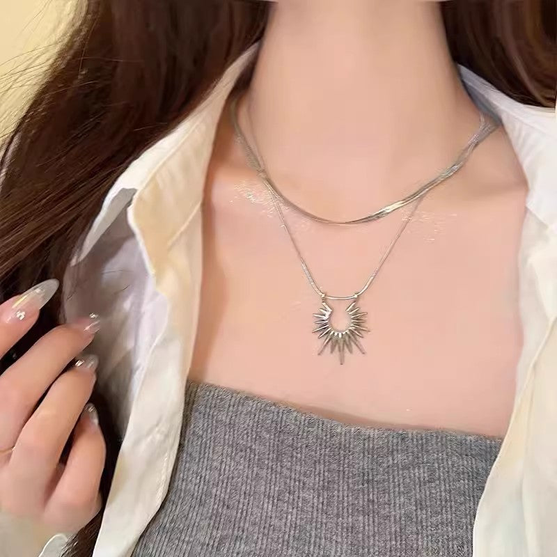 Star Custom 2025New Year's Exaggerated Punk Necklace y2k Irregular Subculture Hip-Hop Trend Unisex Niche Collarbone Chain