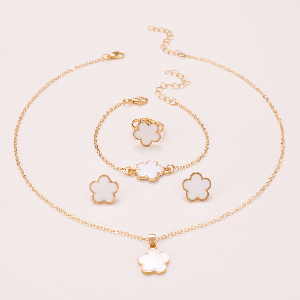 Same Style as Stars2025New Five-leaf Clover Jewelry Set for Women Simple Petal Necklace Five-leaf Flower Bracelet Ring Earrings4Set shipped together for safety