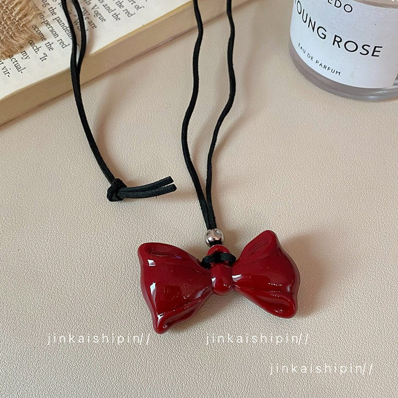 Star Custom New Mysterious Black Long Geometric Pendant Necklace for Women New Chinese Style Niche High-end Versatile Necklace Wholesale