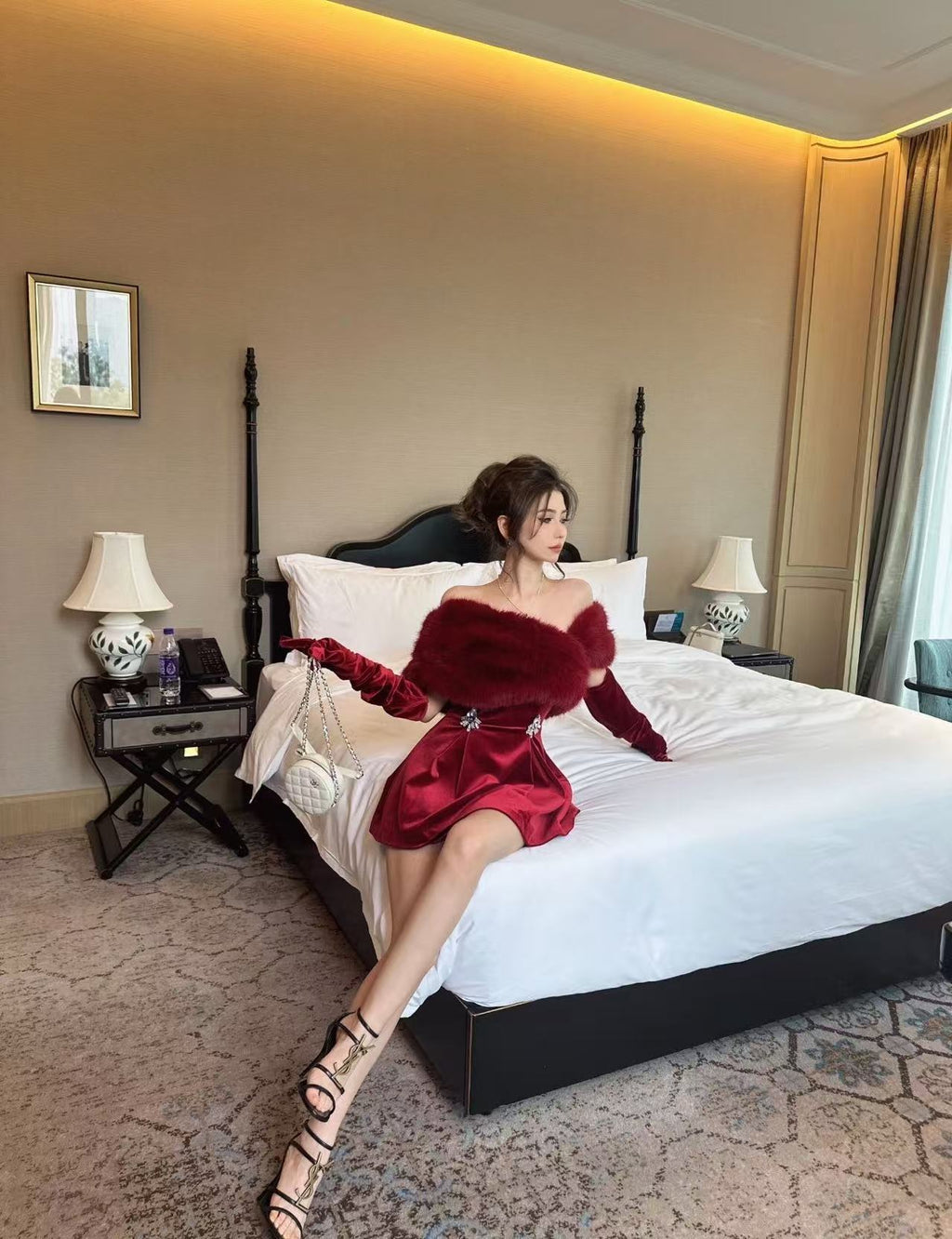 Celebrity Custom High-End Fur Single-Piece Strapless Velvet Dress with Gloves and Fur Shawl European Style Evening Elegant Look