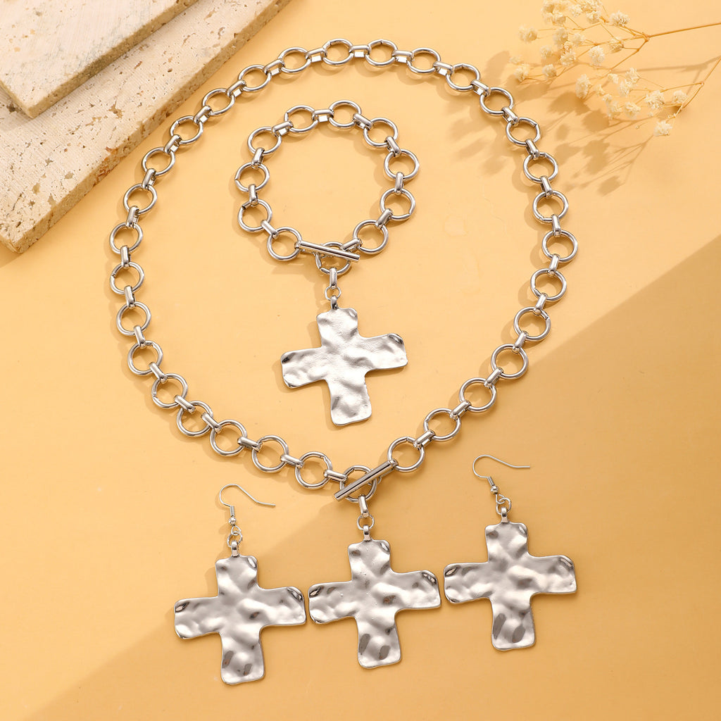 Celebrity Style Decorative Chain Jewelry Personalized Cross Alloy Pendant Necklace  Minimalist Style Clip Simple Internet Celebrity Collarbone Chain for Women