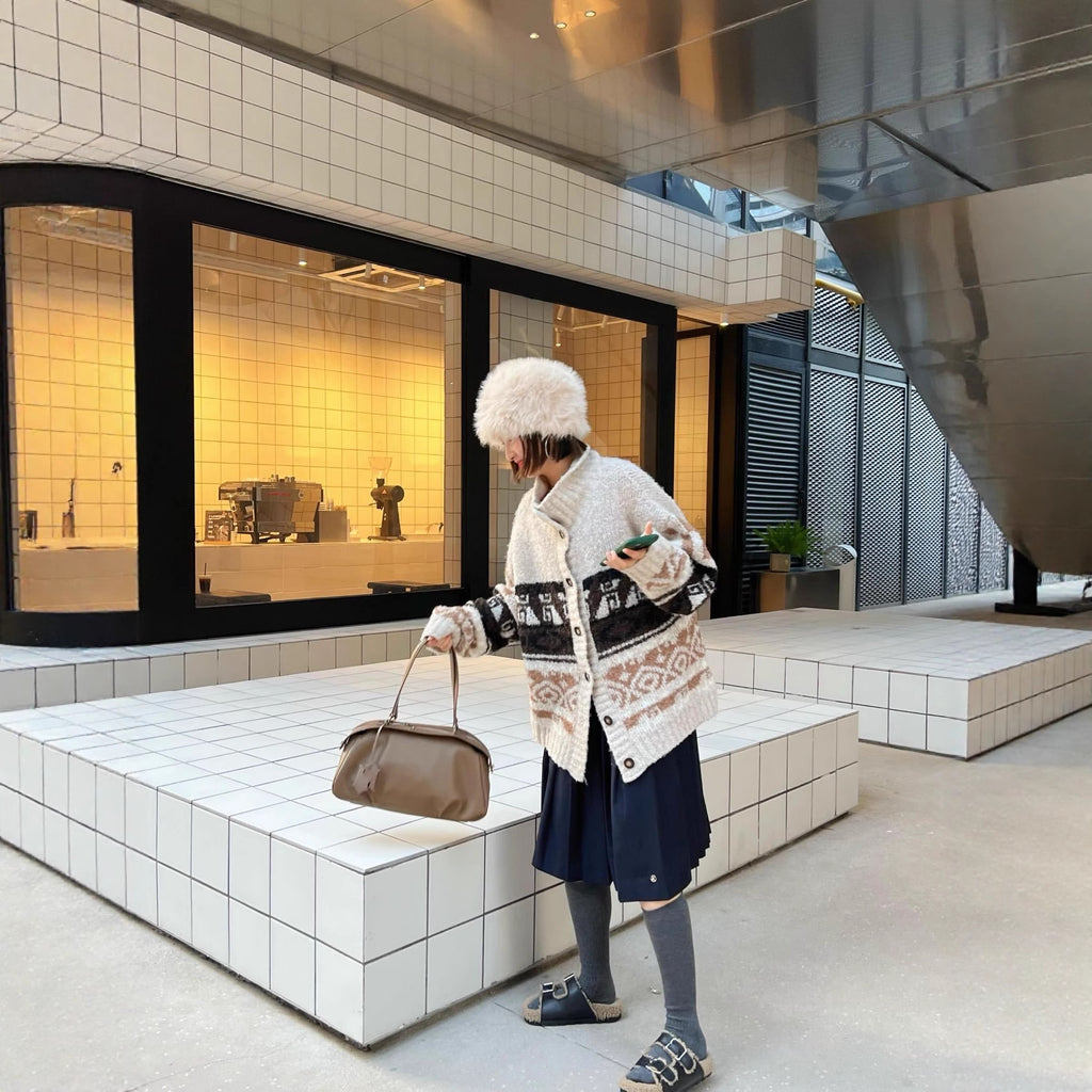 In Stock Korean Niche Trendy Brand Fair Isle Cardigan Coat for Women Loose Lazy Style High Neck Knitted Sweater