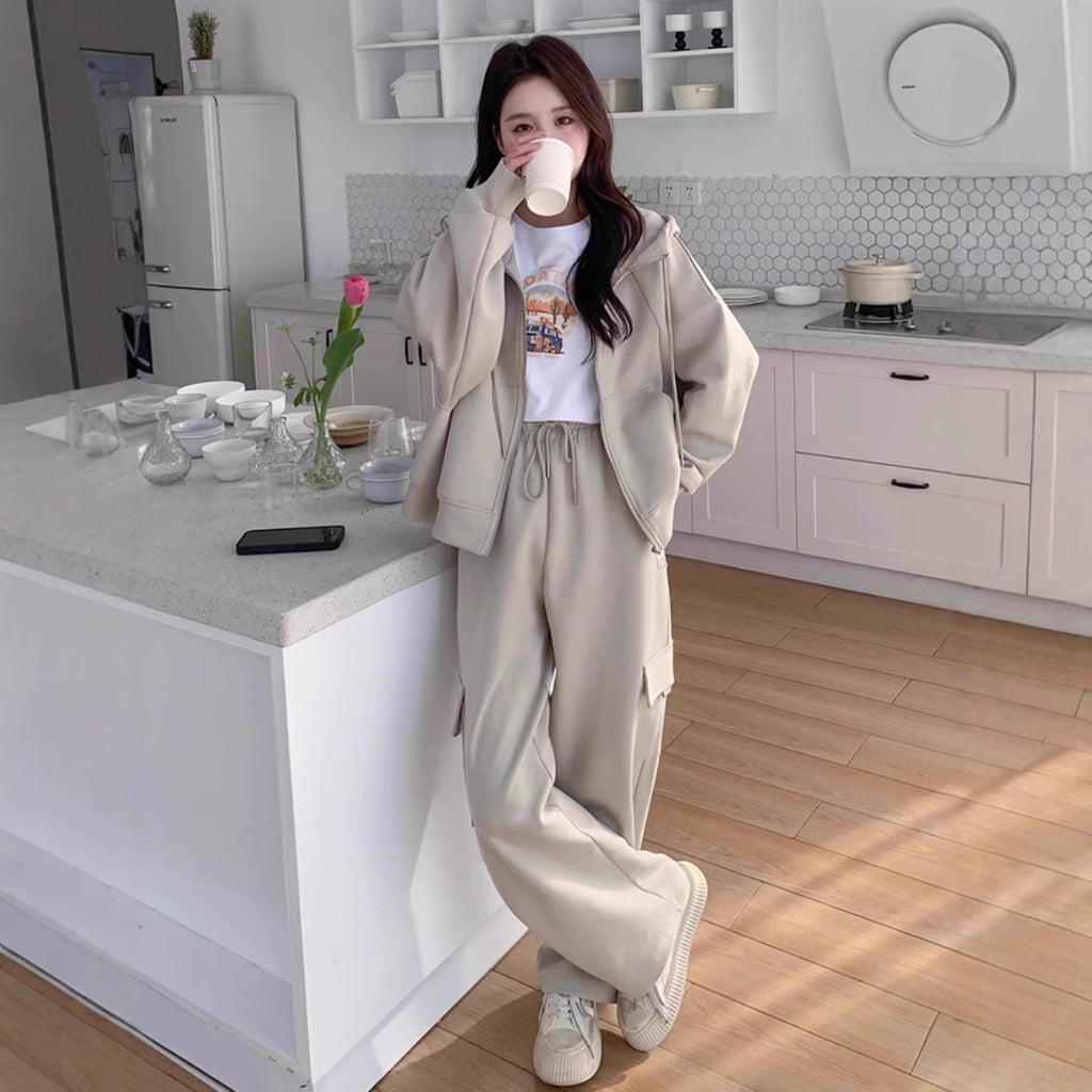 High-End Casual Sports Suit for Women, Autumn and Winter, Petite Workwear Style, Sweatshirt and Sweatpants Two-Piece Set, Early Autumn Complete Set
