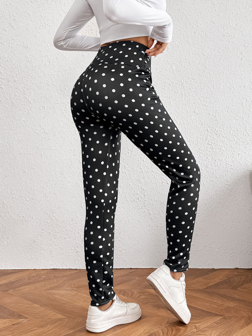 Hot-Selling Lamb Wool Polka Dot Print High-Waisted Slim Fit Warm Women's Leggings Winter New Tight-Fitting