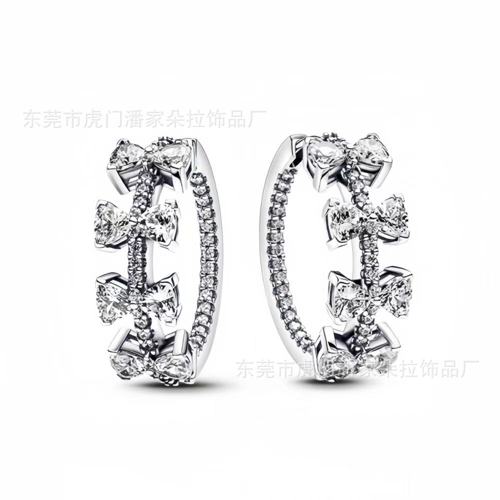 Pan Family Plating S925silver Shining Bow Necklace with Inlaid Diamonds Moon Fashion Collarbone Chain