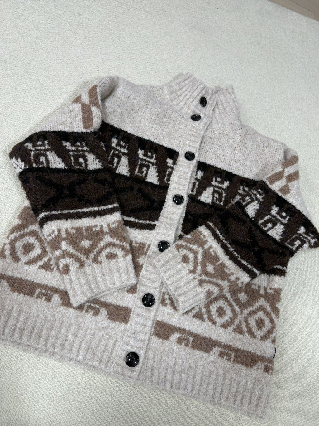 In Stock Korean Niche Trendy Brand Fair Isle Cardigan Coat for Women Loose Lazy Style High Neck Knitted Sweater