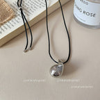 Star Custom New Mysterious Black Long Geometric Pendant Necklace for Women New Chinese Style Niche High-end Versatile Necklace Wholesale