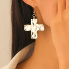 Celebrity Style Decorative Chain Jewelry Personalized Cross Alloy Pendant Necklace  Minimalist Style Clip Simple Internet Celebrity Collarbone Chain for Women