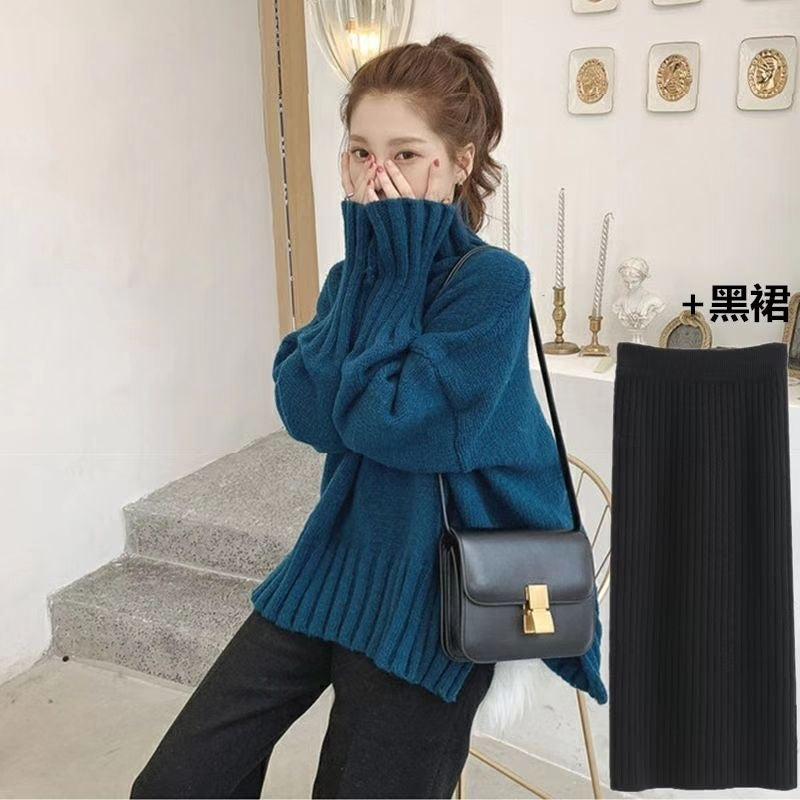 "Vampire" Red Oversized Turtleneck - Cozy Studio Knit