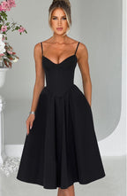 French Retro Solid Color Sleeveless Fishbone Dress2024Winter New Fresh and Elegant V Collared Waist-Cinching Mid-Length Skirt